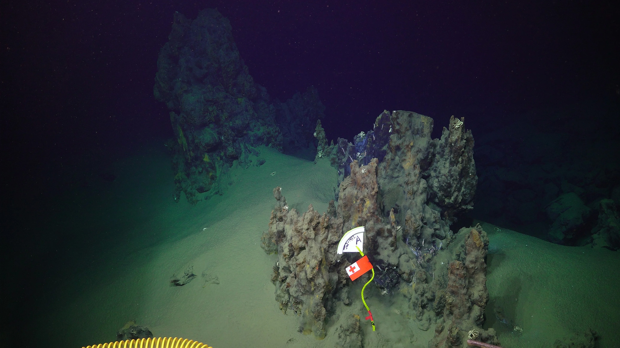 Underwater marker indicating volcanic ash