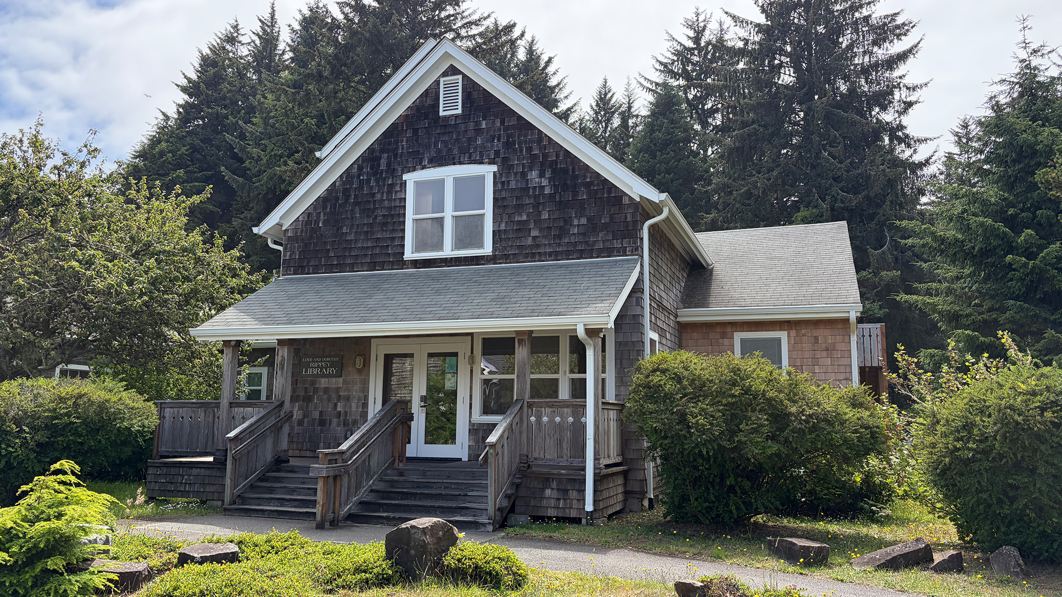 Rippey Library, Oregon Institute of Marine Biology